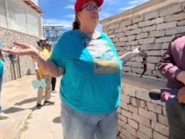 Turistas extranjeros corren a mexicanos de Durango en el Eclipse 12 | Casi Creativos Gringos turistas corren a mexicanos en Durango durante el eclipse